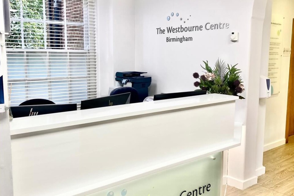 DS Eye Surgeon's Edgbaston Eye Clinic: Your Complete Guide to Private Cataract Surgery