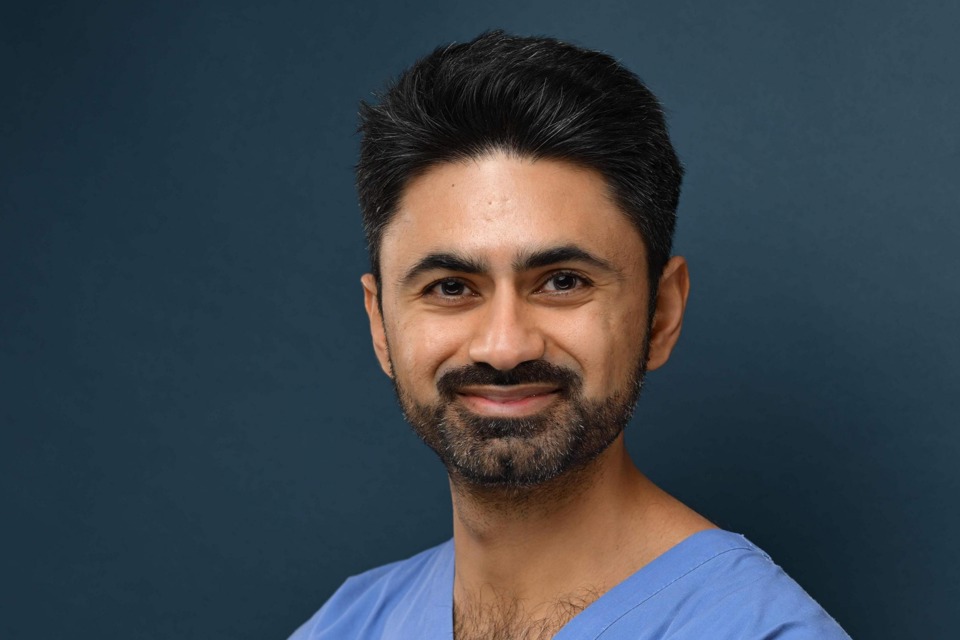 Top Retinal Specialist in Birmingham: Consultant Ophthalmic Surgeon Mr. Dilraj Sahota
